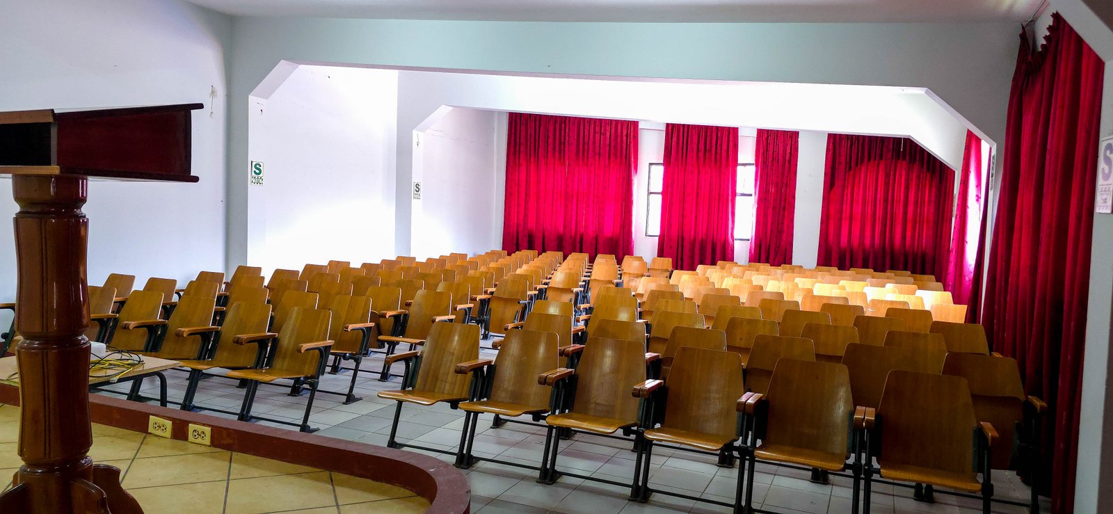 Aulas del CETPRO San Luis Gonzaga